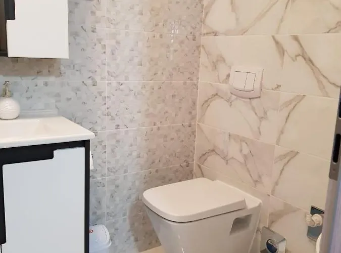 Lili ゲストハウス 3*